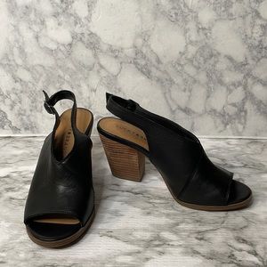 Lucky 🍀 brand, block heels shoes